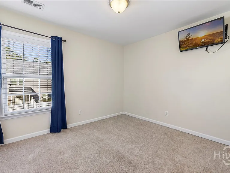 116 Ventura Pl — Photo 23