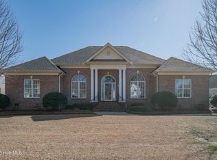 917 Chesapeake Pl, Greenville, NC 27858