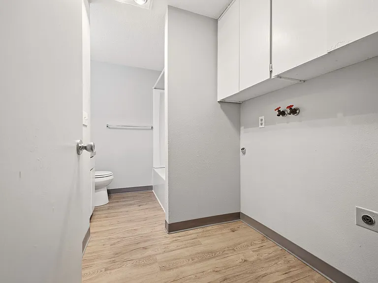 627 SE 132nd Ave — Photo 18