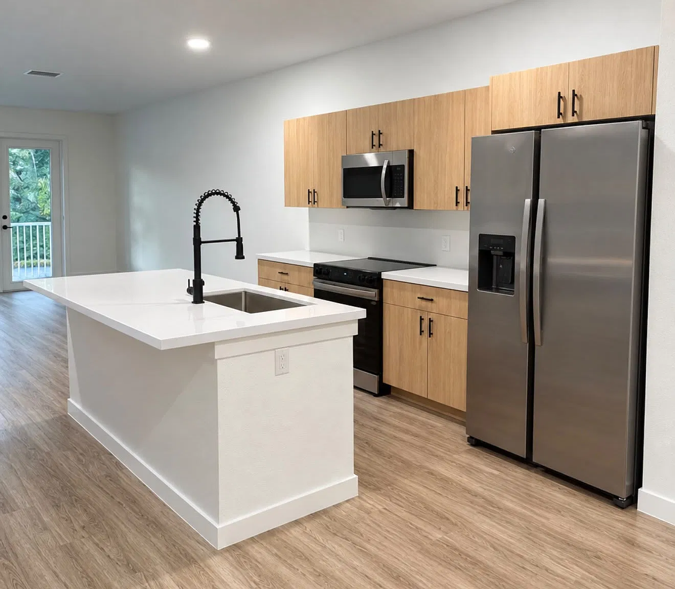 3 bed, 1328 sqft, $4,500 — Photo 1
