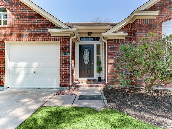 3rd image of 7430 Marble Glen Ln