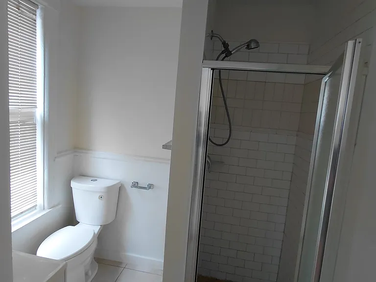 21 Morris St #A — Photo 4