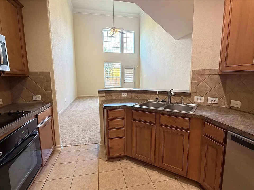 1139 Glenwood Canyon Ln