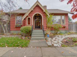 2233 NE Skidmore St, Portland, OR 97211