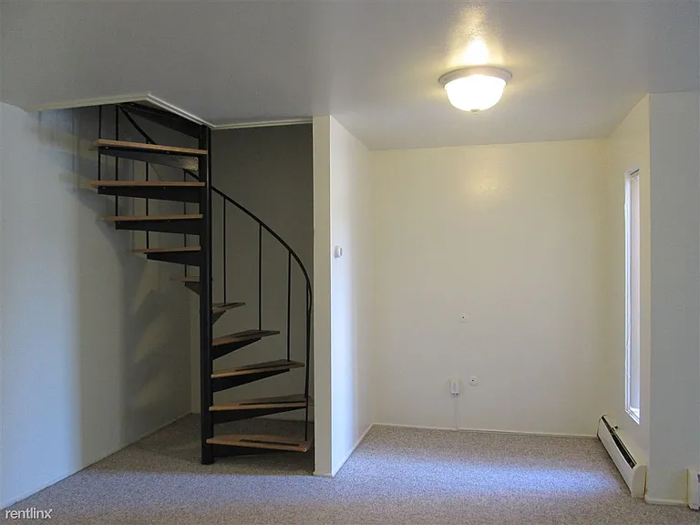 404 W Forest Ave — Photo 21