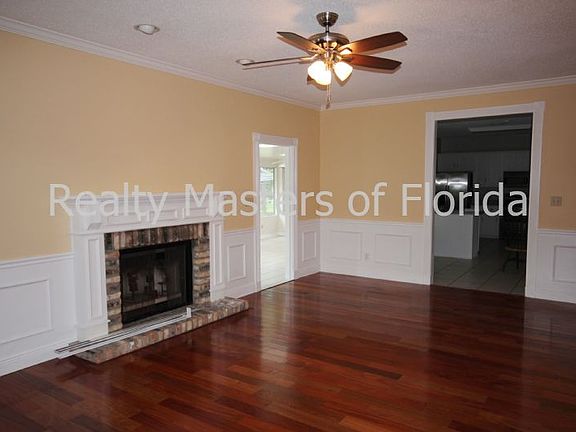 4th image of 2371 Inverness Dr