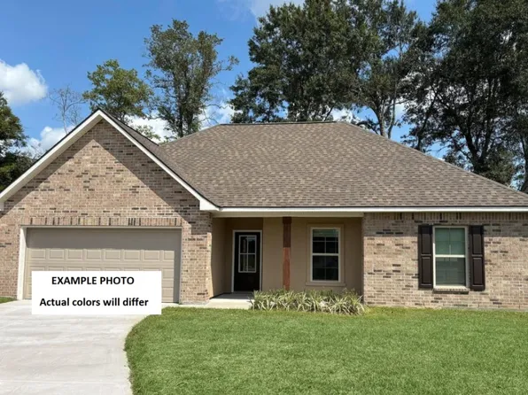 605 Girard Ct, Haughton, LA 71037