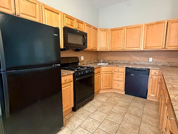 4th image of 107 S 41st St #H