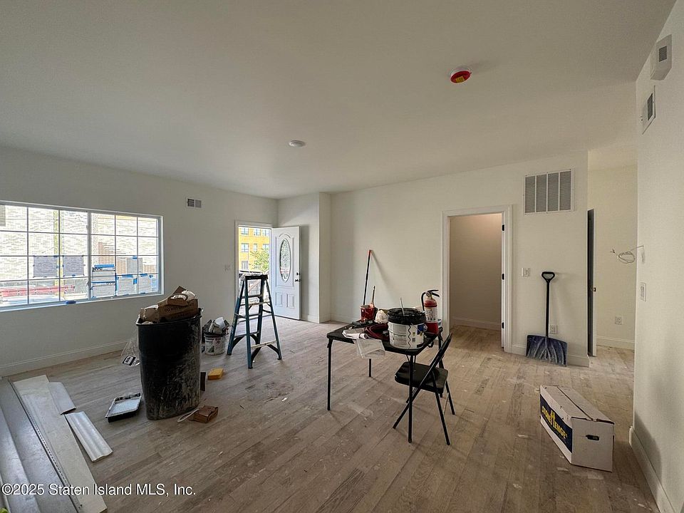 2nd image of 37 Wiederer Pl