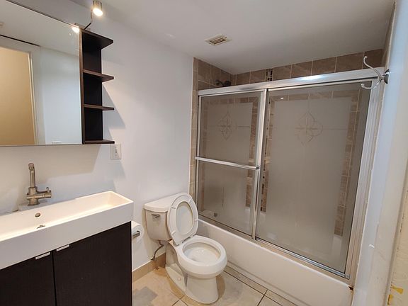 4th image of 1470 NE 125th Ter APT 405