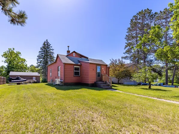 312 SE 2nd Ave, Grand Rapids, MN 55744