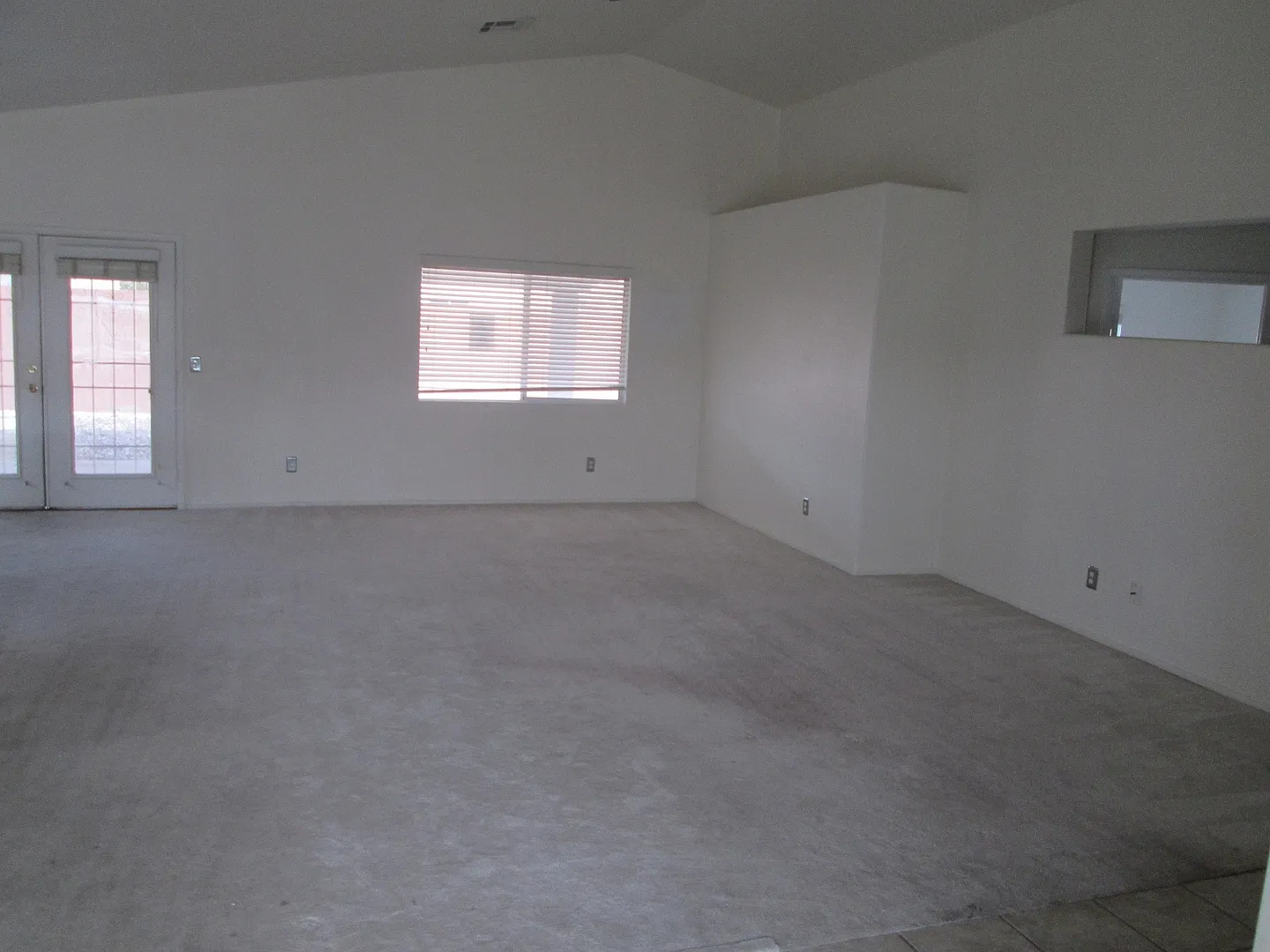 1018 Elliot Park Ave. — Photo 2