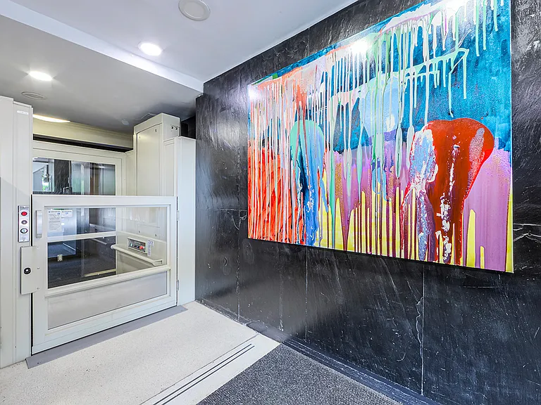100 Parkway Forest Dr — Photo 15