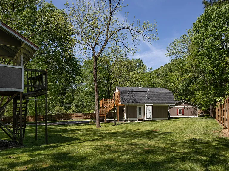 1106 Ogrady Dr — Photo 30