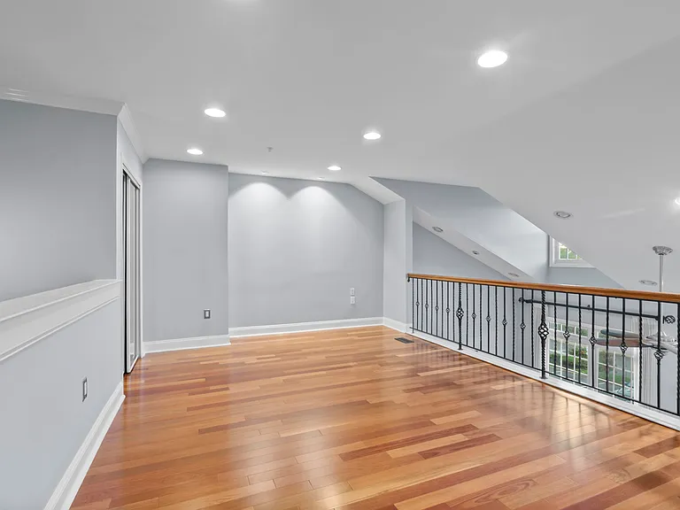 169 Price Ct — Photo 15