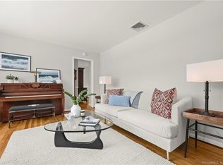 5 Penny Ln, Norwalk, CT 06850