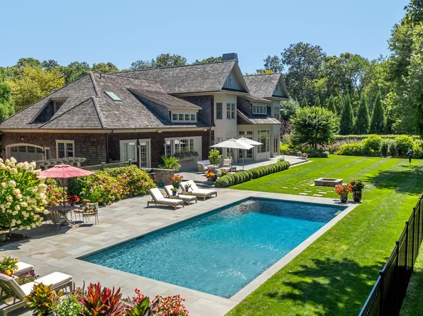 1 Eileens Path, East Hampton, NY 11937