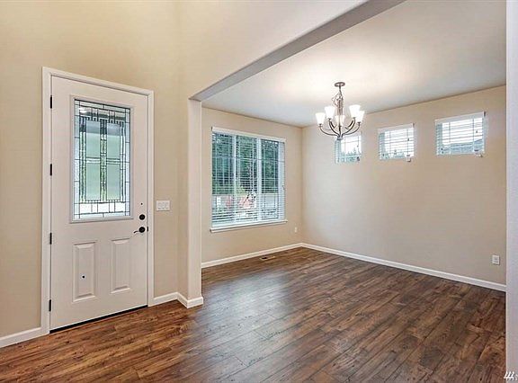2nd image of 4623 Plover St NE