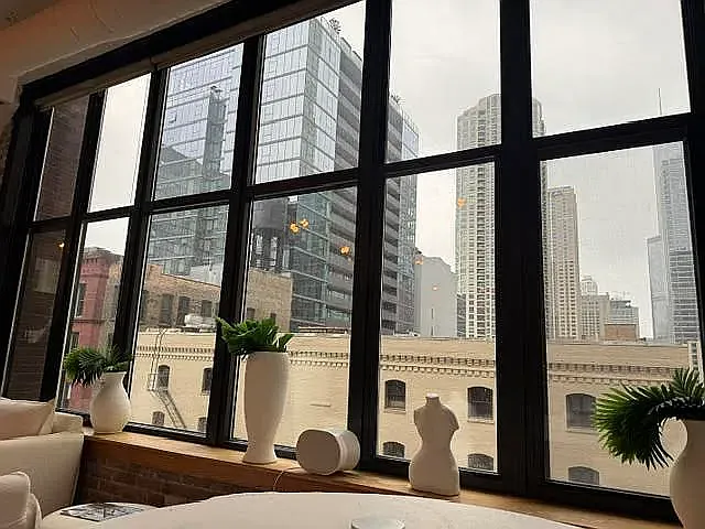 333 W Hubbard St #513 — Photo 1