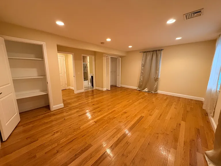 112 Quinobequin Rd — Photo 10