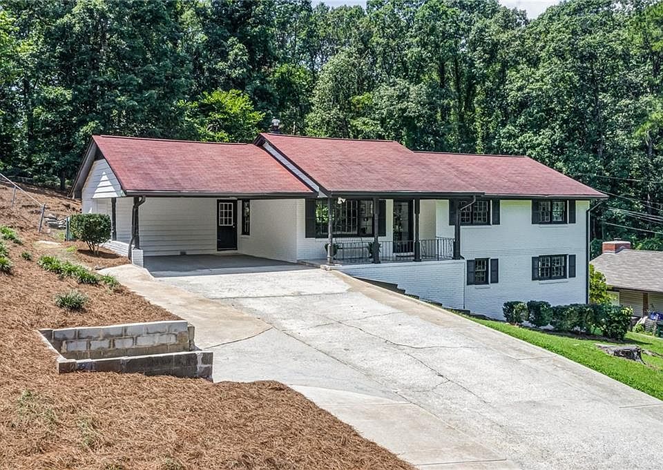 1st image of 1323 Stoneybrook Dr