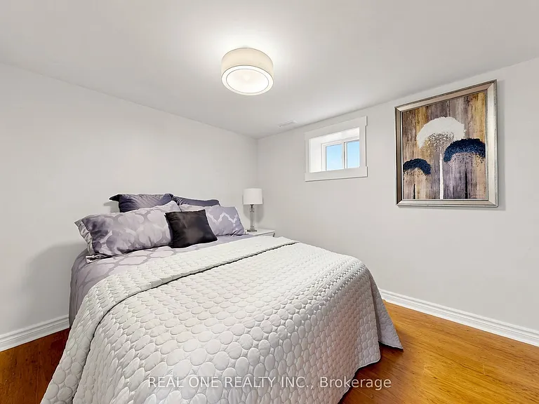 49 Bayview Pkwy #BASEMENT — Photo 17