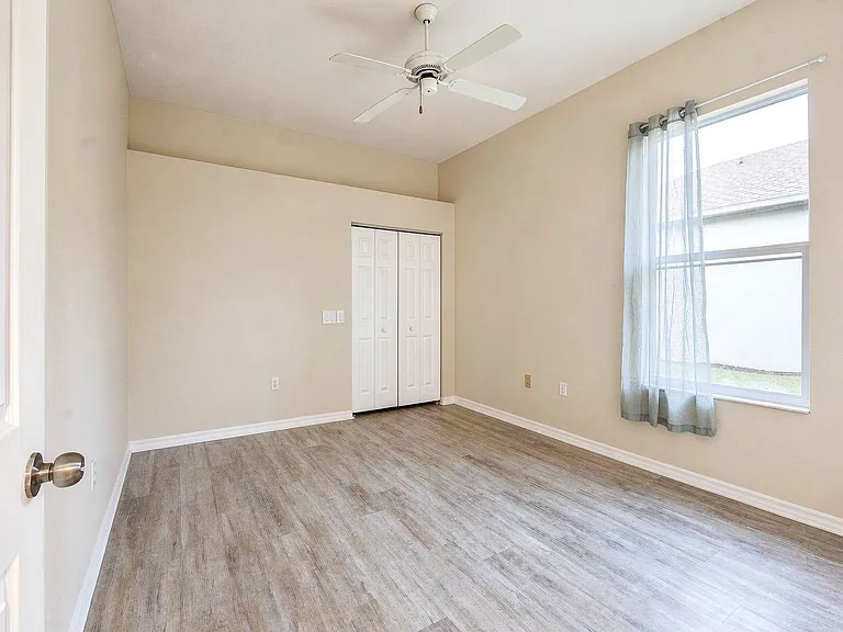 7047 Hazeltine Cir — Photo 12