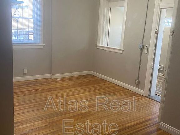 5th image of 1066 N Clarkson St Unit 10