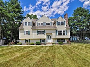 7 Warrior Rd, Taunton, MA 02780
