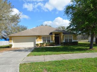 1348 Oak Valley Blvd, Minneola, FL 34715