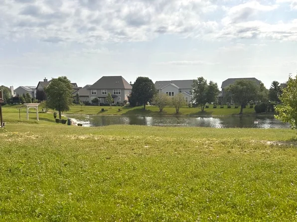 21339 Somerset St #119, Shorewood, IL 60404