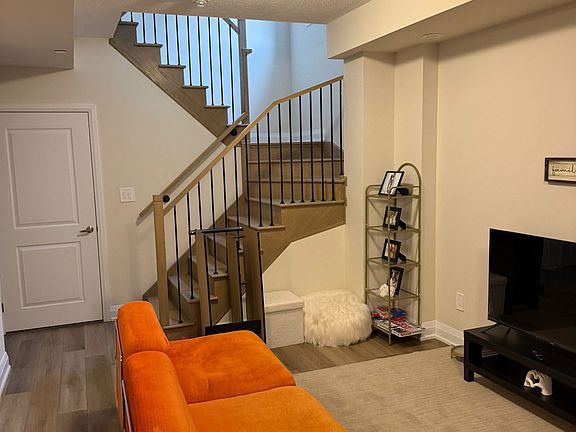 5th image of 1581 Rose Way #123
