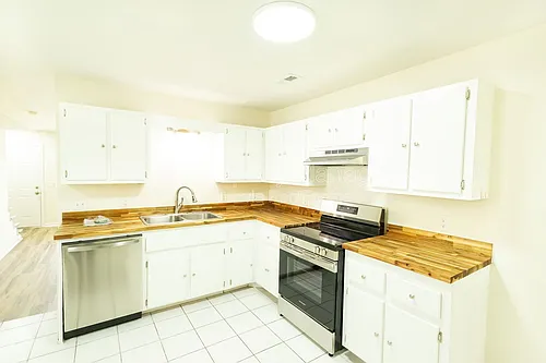 3627 6th Ave #3627 Photo 1