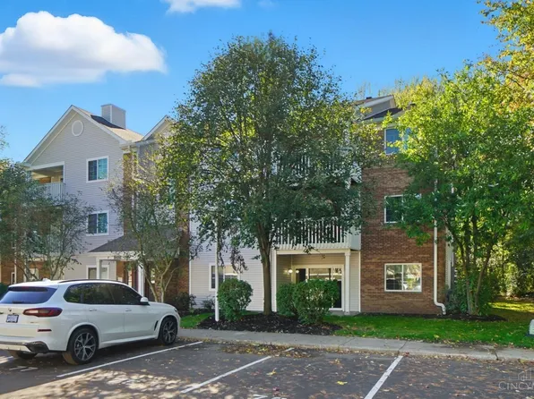 220 Carrington Ln APT 311, Loveland, OH 45140