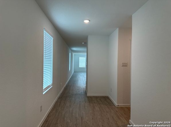 1003 Landon Rdg, San Antonio, TX 78245