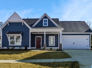 320 Avondale Ln, Pell City, AL 35128
