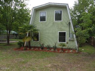 2417 Robertsdale Rd, Gautier, MS 39553