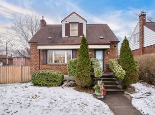 29 Patika Ave, Toronto, ON M9N 2E7