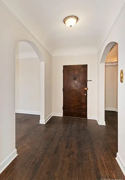 2617 W Glenlake Ave #1D — Photo 4