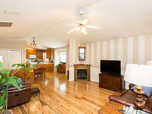 5th image of 4405 Wrenn Forrest Dr