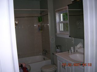 4 Sycamore St #1, Norwalk, CT 06855