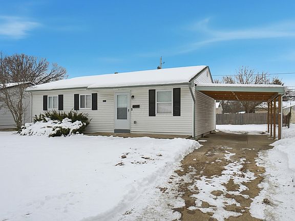 2nd image of 3824 Wade Rd