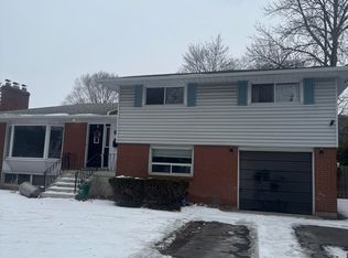 2457 Hixon St #BASEMENT, Oakville, ON L6L 1V2