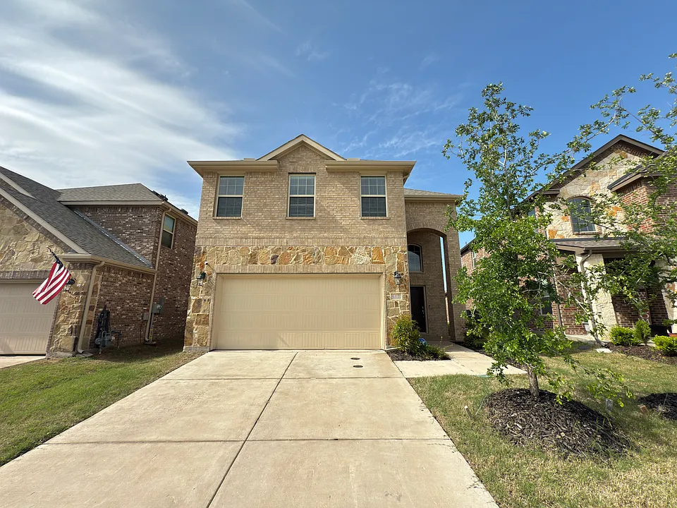 612 Liliana Ln