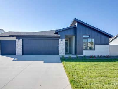 1999 N Thunderbolt St, Mountain Home, ID, 83647
