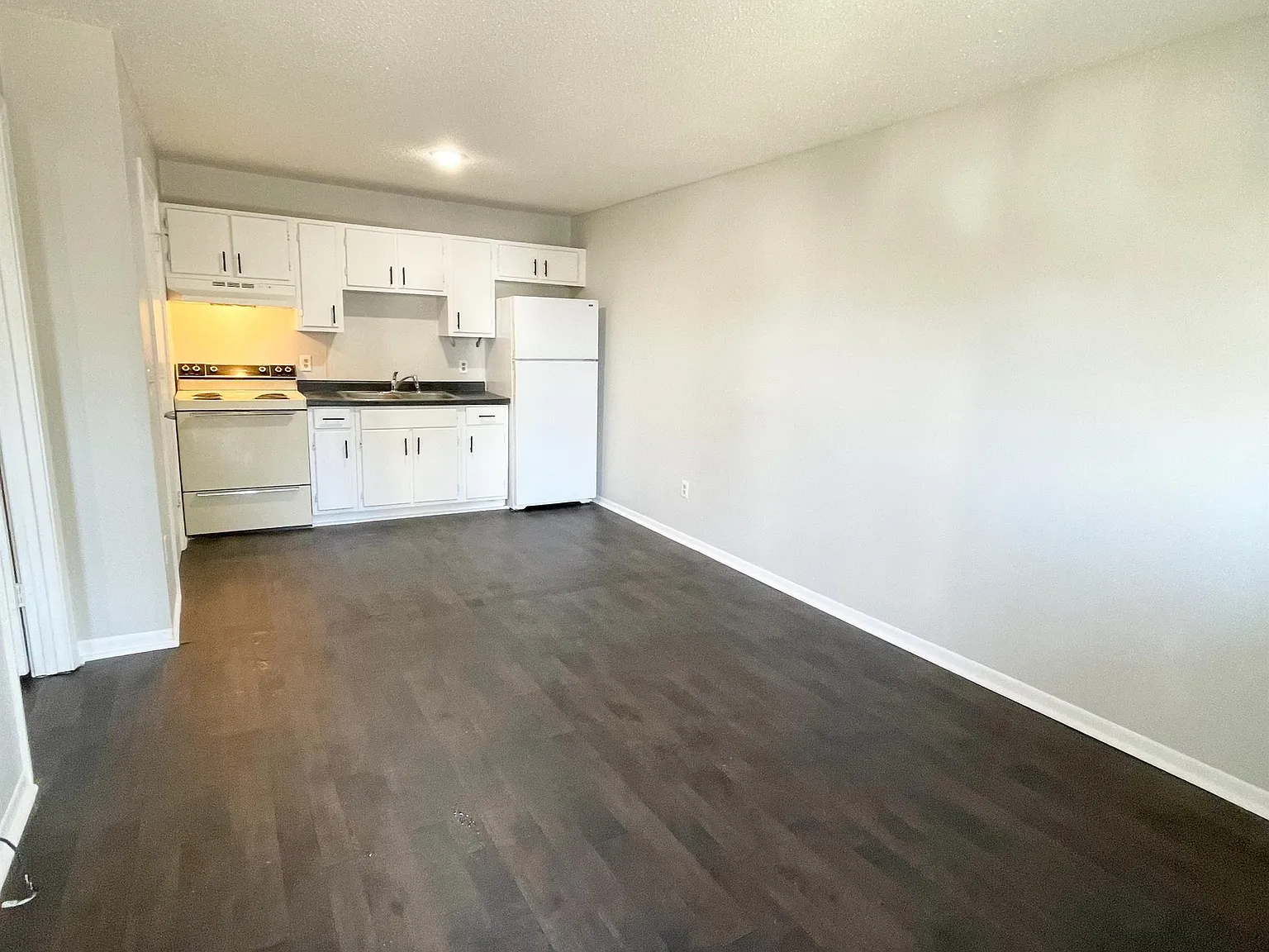 1711 McConnell Avenue — Photo 1