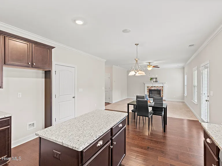 208 Torrey Pine Trl — Photo 19