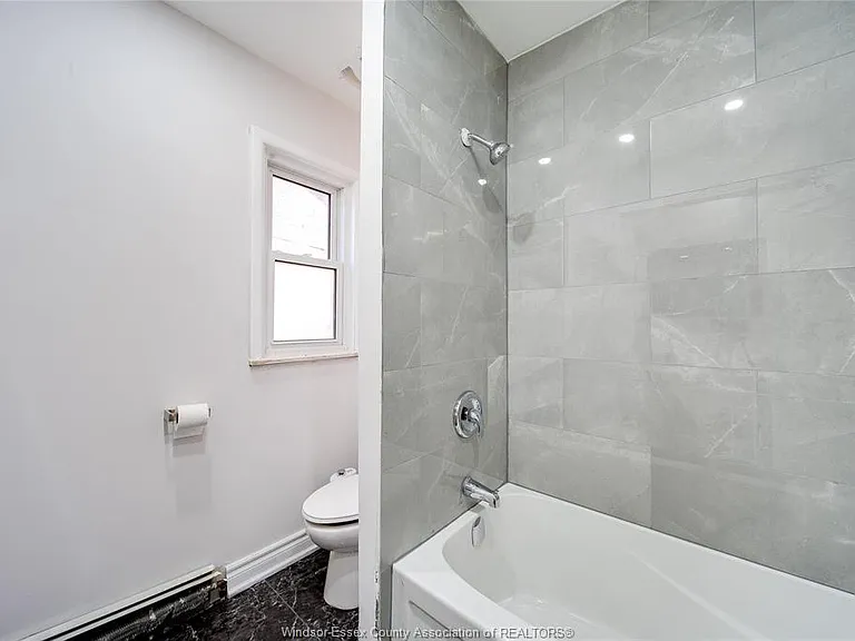 1715 Alexis Rd #LOWER — Photo 34