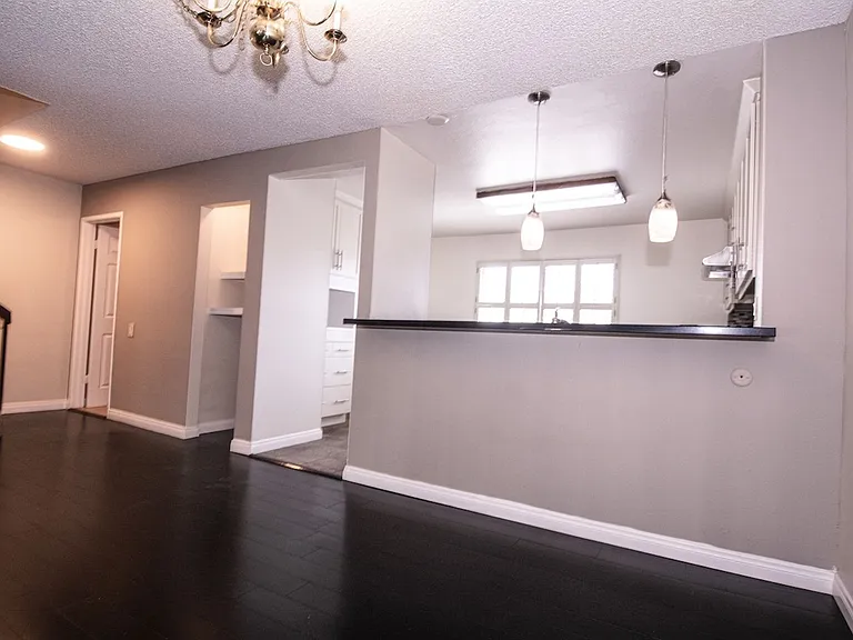 848 W Huntington Dr #28 — Photo 14
