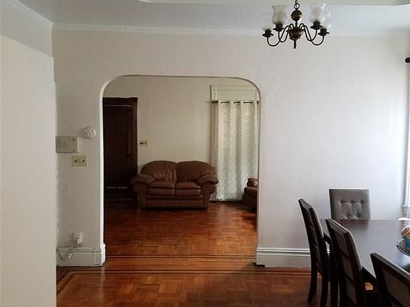 3rd image of 232 Wilkinson Ave